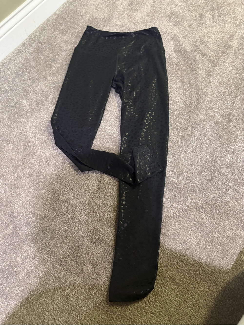 SO Black Shimmer Leopard Print Leggings